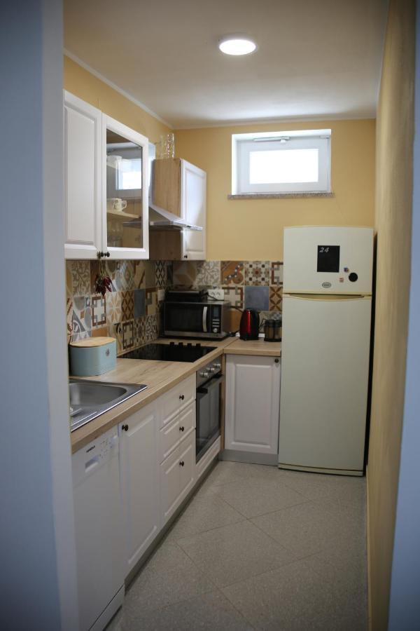 Apartment Nola Porozina Exterior photo
